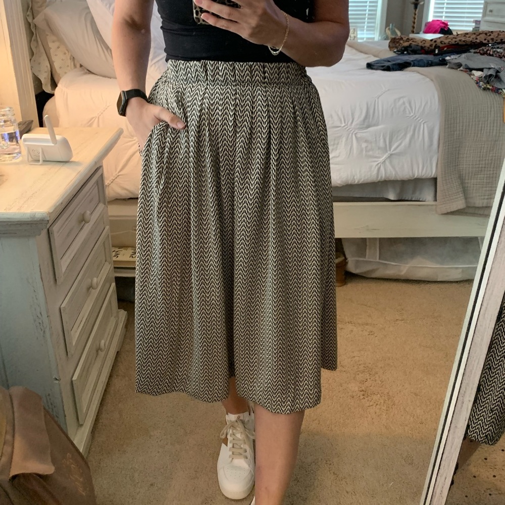 H&M maxi skirt with pockets